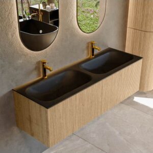 KURVE Komplet badmiljø i egetræ og solid surface med hanehuller B141 cm - Eg/Sort
